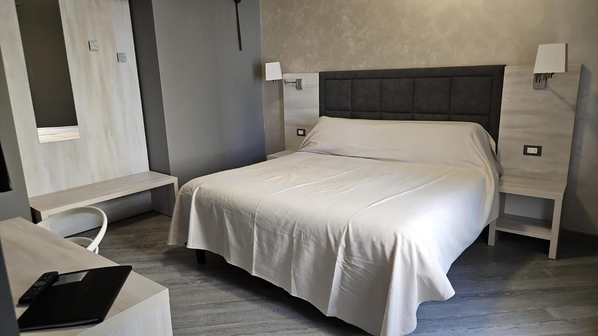 Prima Fila Due Pemium Guest House Sanremo Luaran gambar